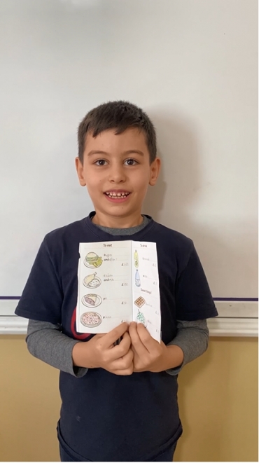 We prepared our own restaurant menus and made sentences with 2nd grades. Come to our restaurant!