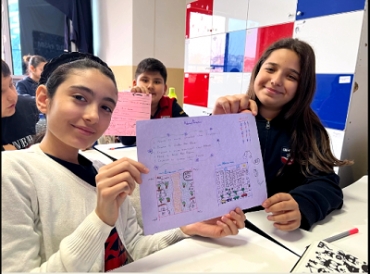 6-A students created posters about comparatives! ✨