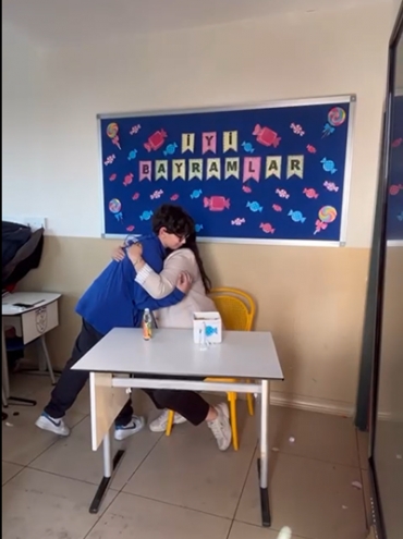 5/C sınıfı mutlu bayramlar diler.?